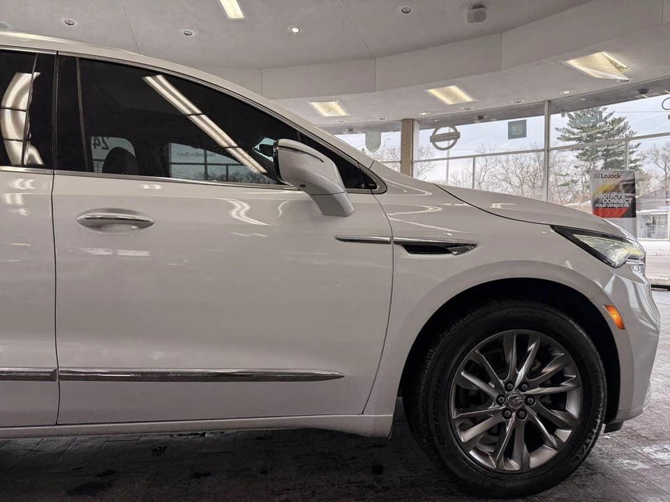 2023 Buick Enclave - Image 6 of 21