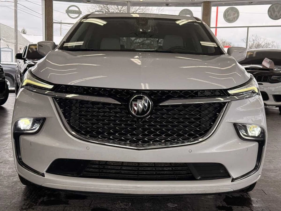 2023 Buick Enclave - Image 4 of 21