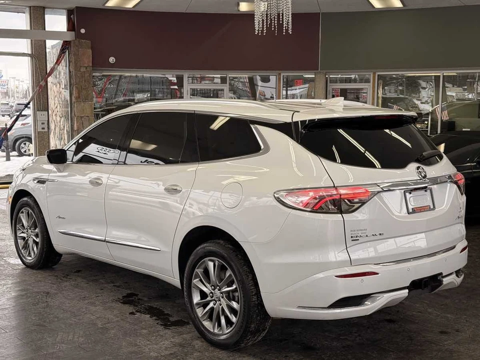 2023 Buick Enclave - Image 11 of 21
