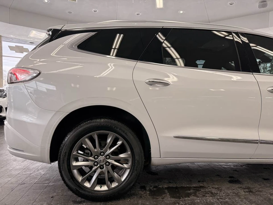 2023 Buick Enclave - Image 7 of 21