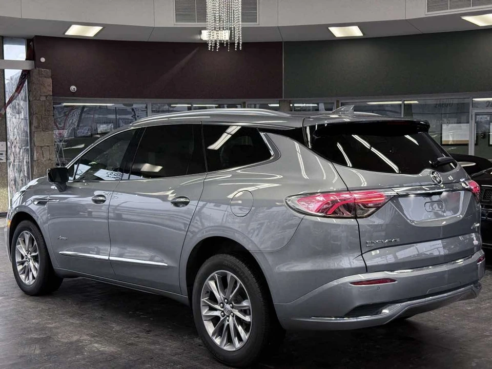 2023 Buick Enclave - Image 12 of 12