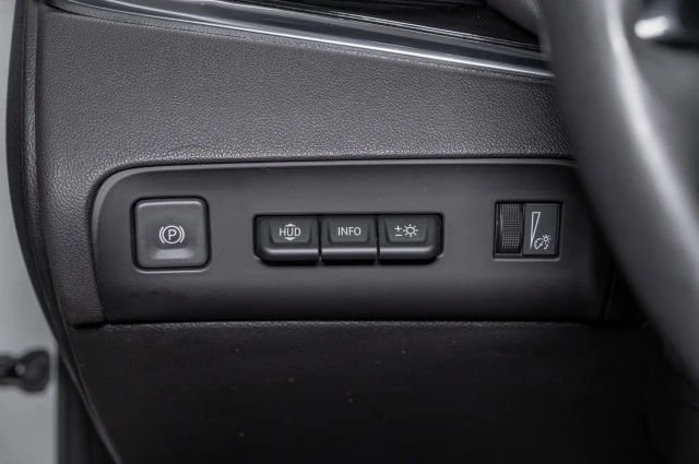 2023 Buick Enclave - Image 18 of 21