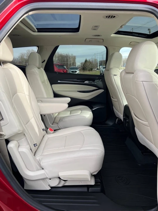 2023 Buick Enclave - Image 31 of 31