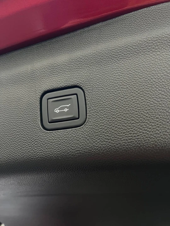 2023 Buick Enclave - Image 26 of 31