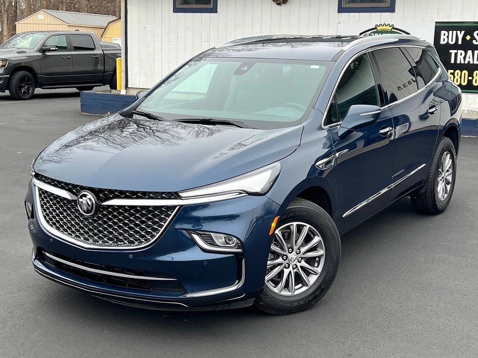 2023 Buick Enclave - Image 10 of 21