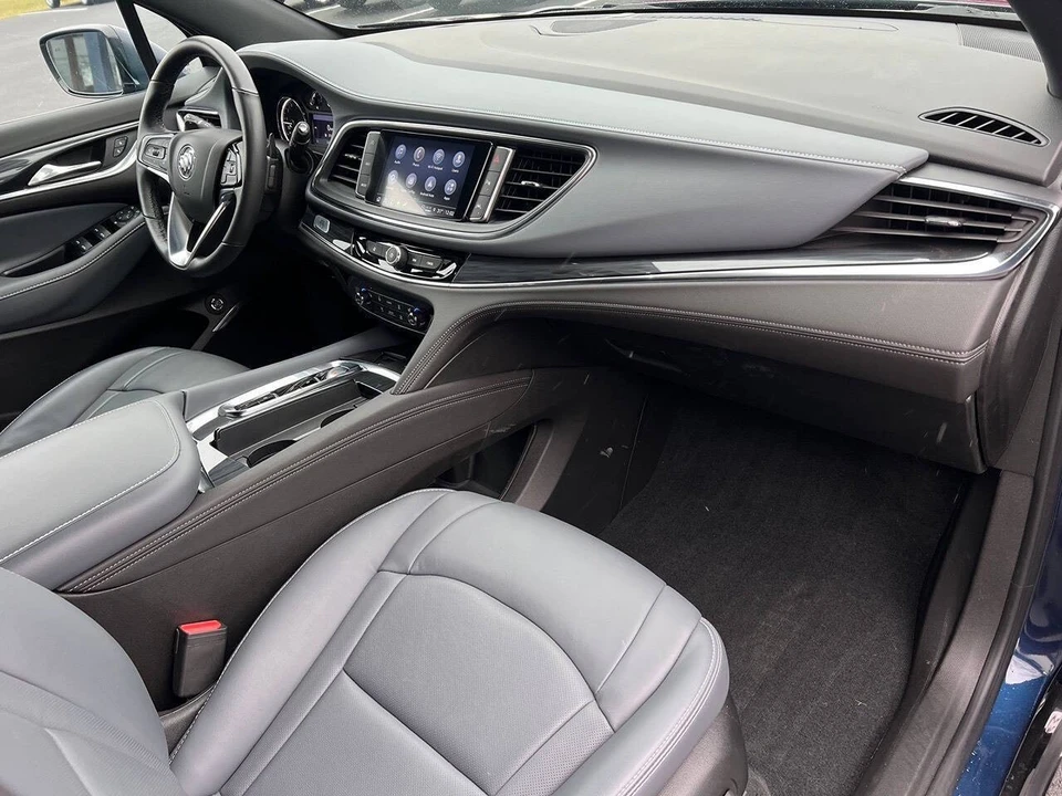 2023 Buick Enclave - Image 2 of 21