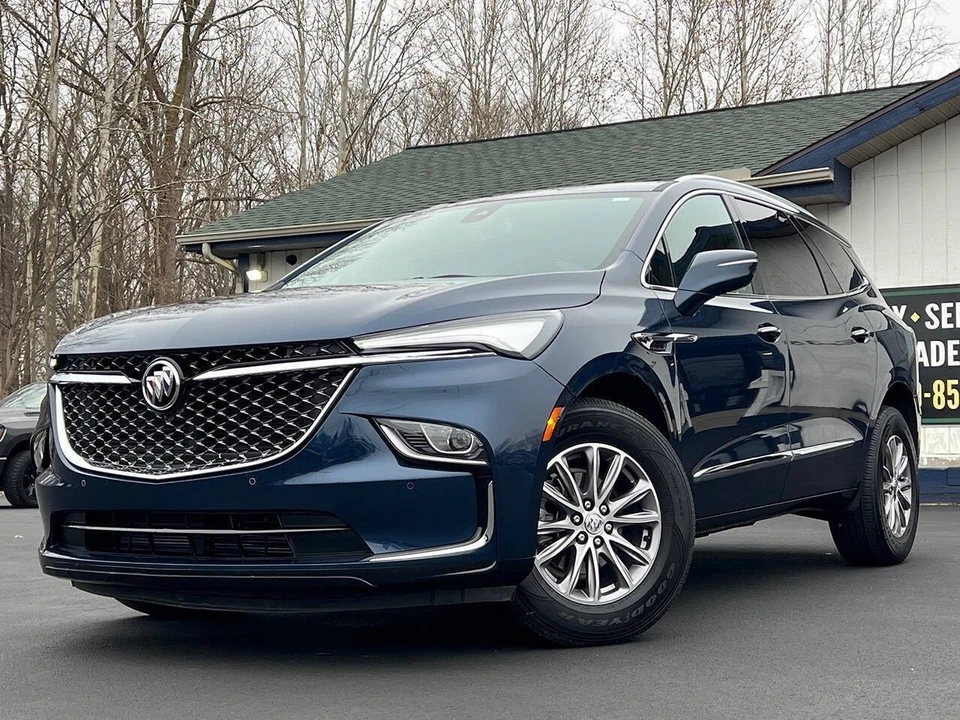 2023 Buick Enclave - Image 11 of 21