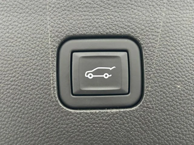 2023 Buick Enclave - Image 9 of 12