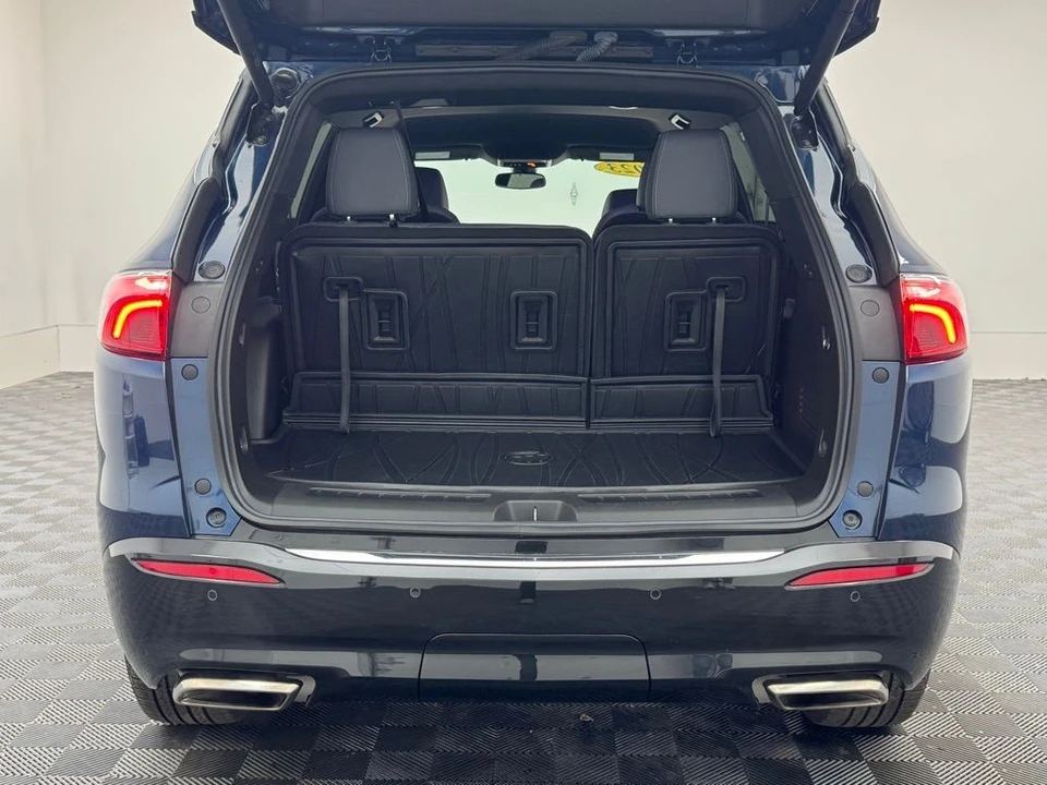 2023 Buick Enclave - Image 8 of 12