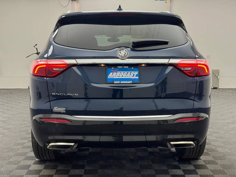 2023 Buick Enclave - Image 7 of 12