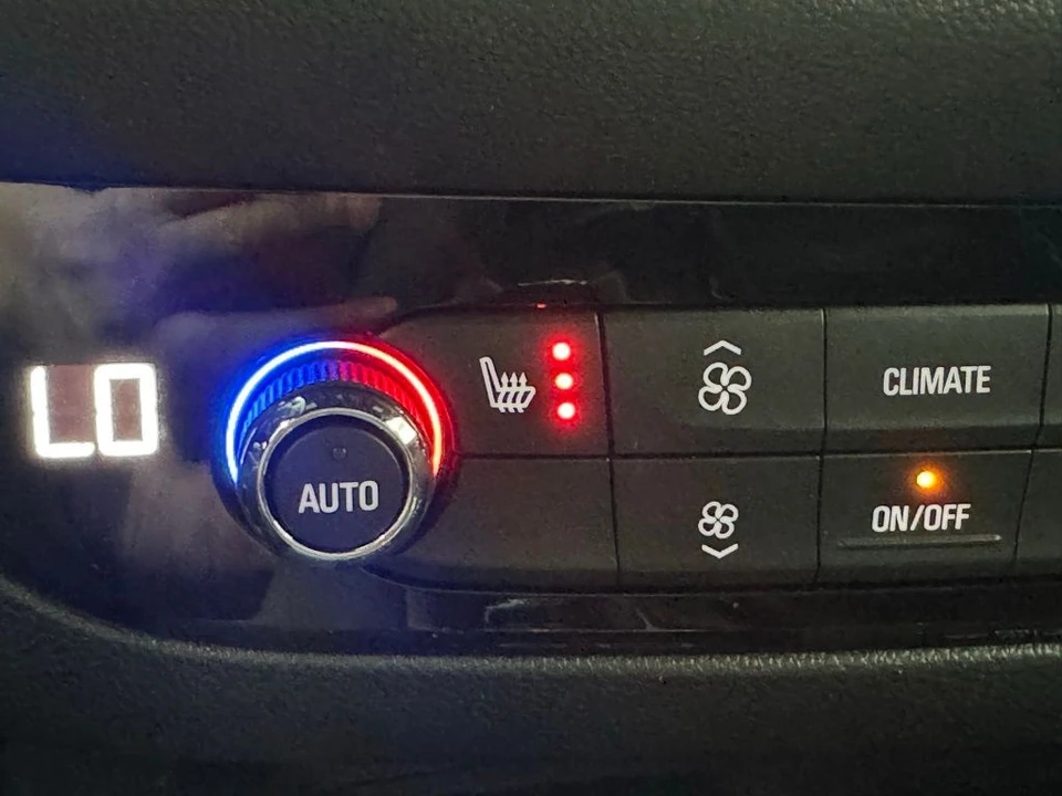 2023 Buick Enclave - Image 4 of 12