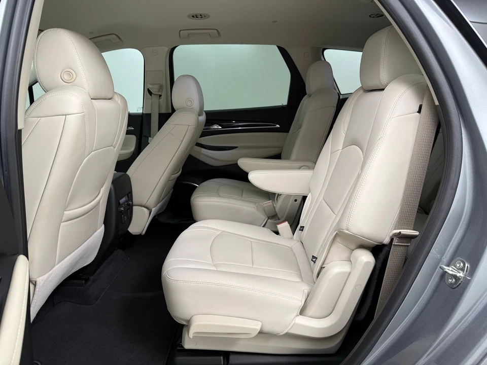 2023 Buick Enclave - Image 19 of 21