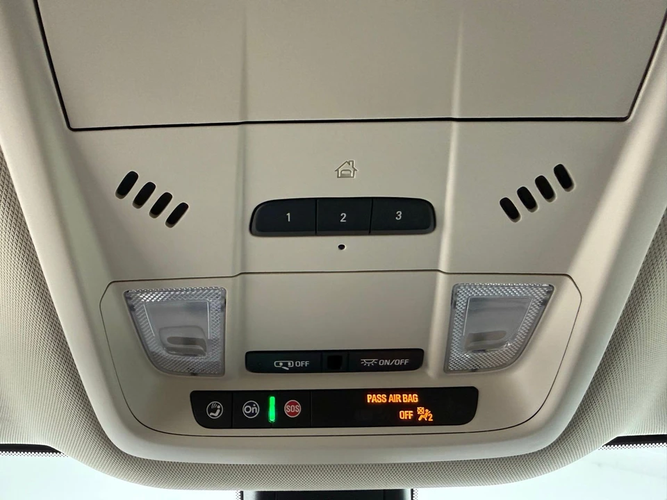 2023 Buick Enclave - Image 18 of 21