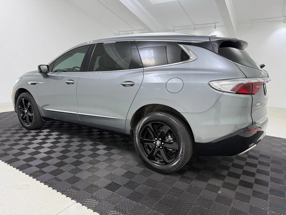 2023 Buick Enclave - Image 5 of 21