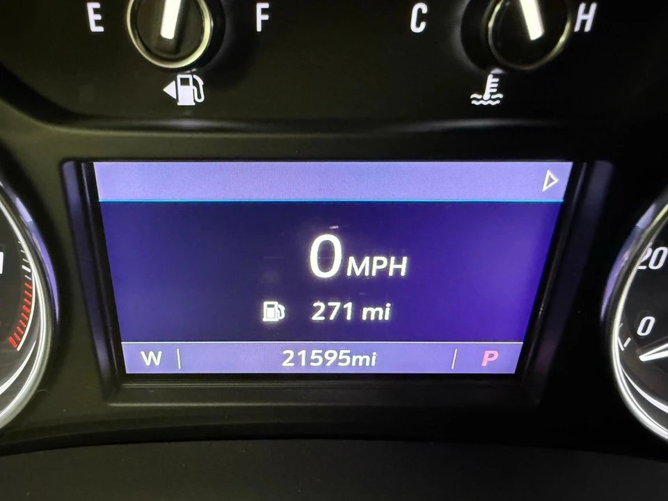 2023 Buick Enclave - Image 15 of 21
