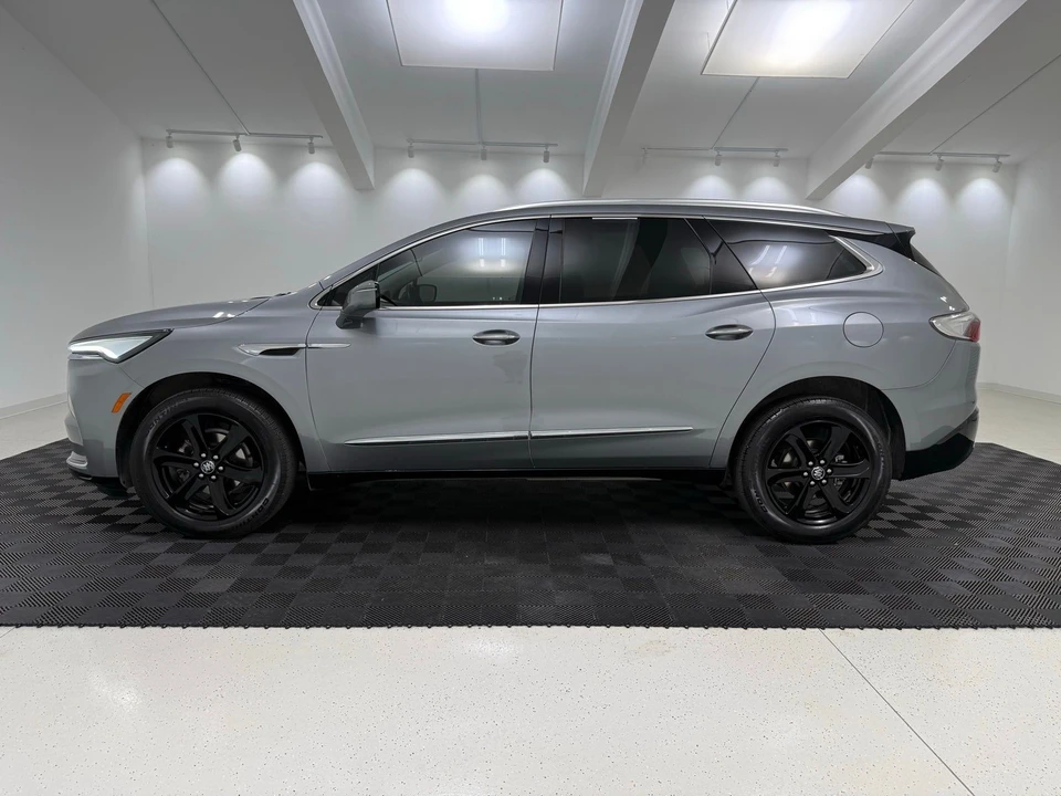 2023 Buick Enclave - Image 4 of 21