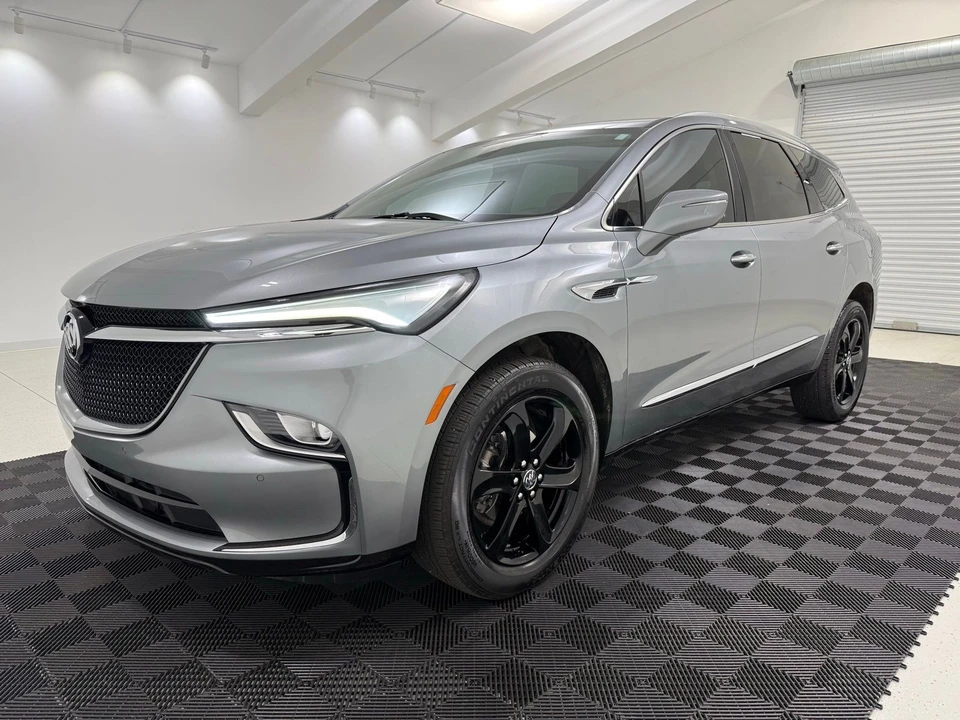 2023 Buick Enclave - Image 3 of 21