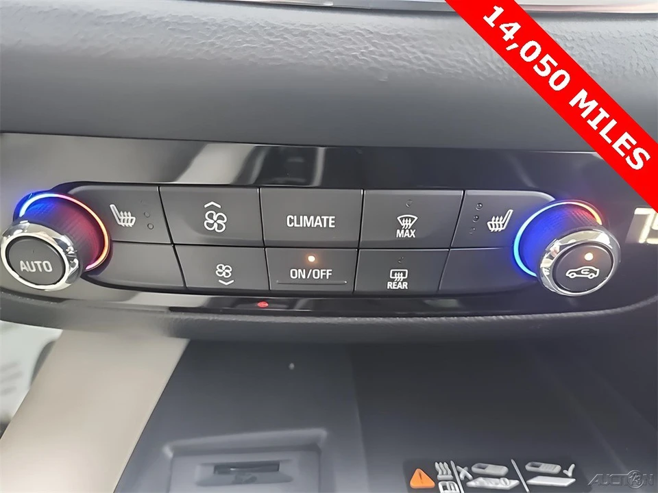 2023 Buick Enclave - Image 19 of 21