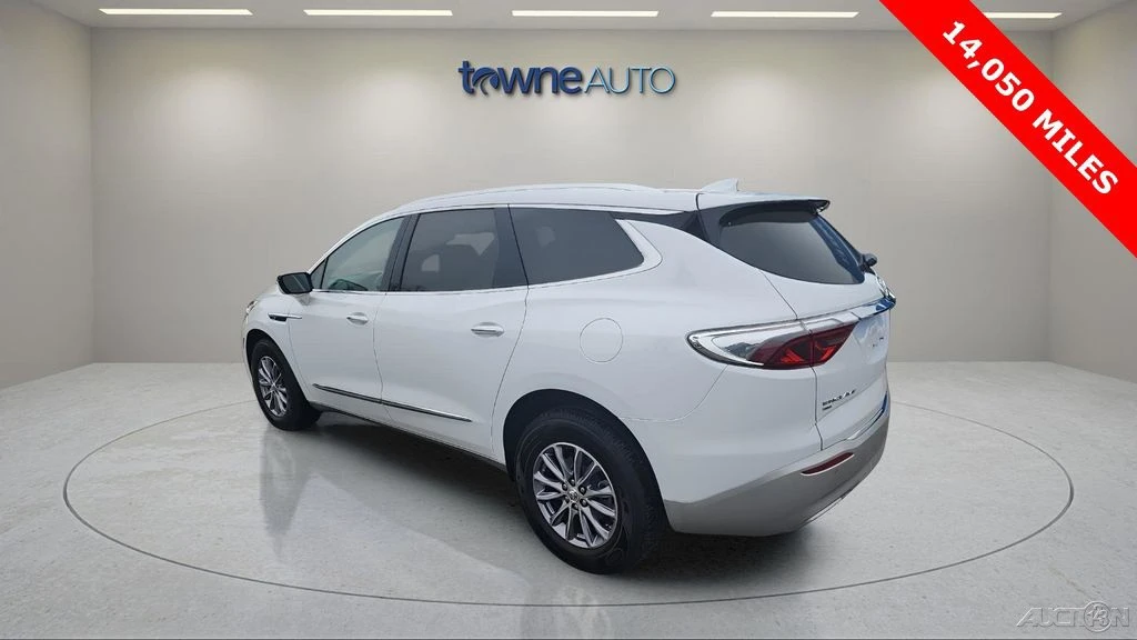 2023 Buick Enclave - Image 3 of 21
