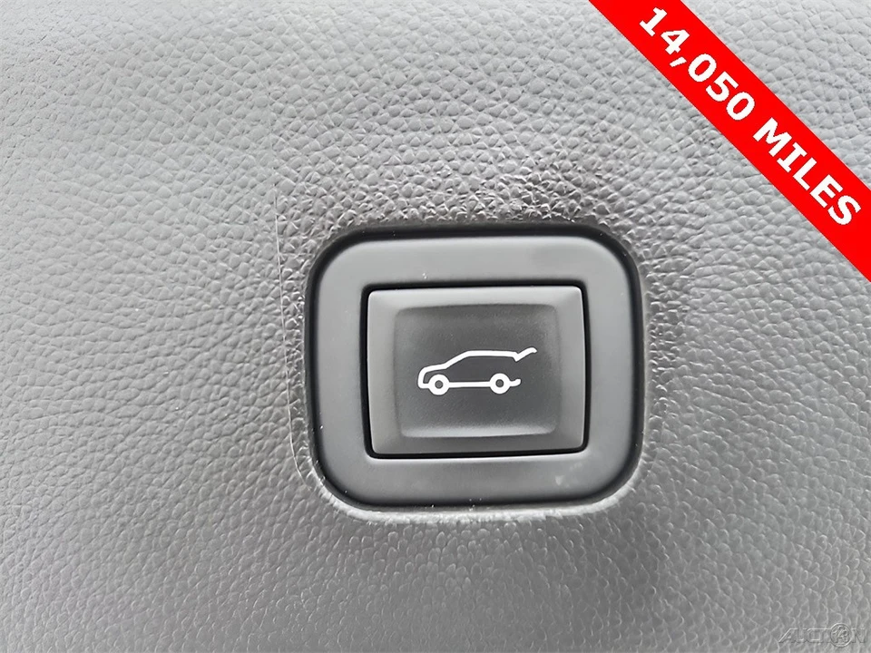 2023 Buick Enclave - Image 21 of 21