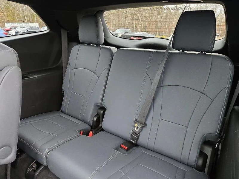 2023 Buick Enclave - Image 11 of 12