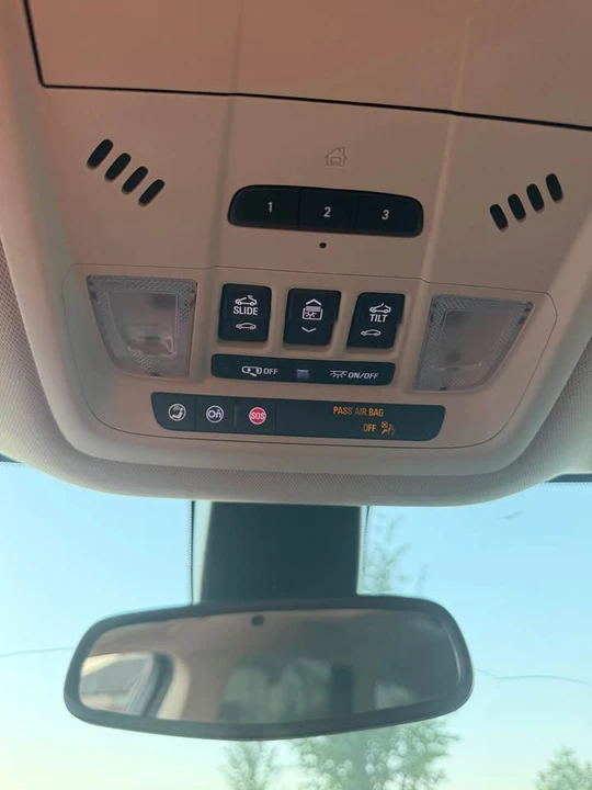 2023 Buick Enclave - Image 16 of 16