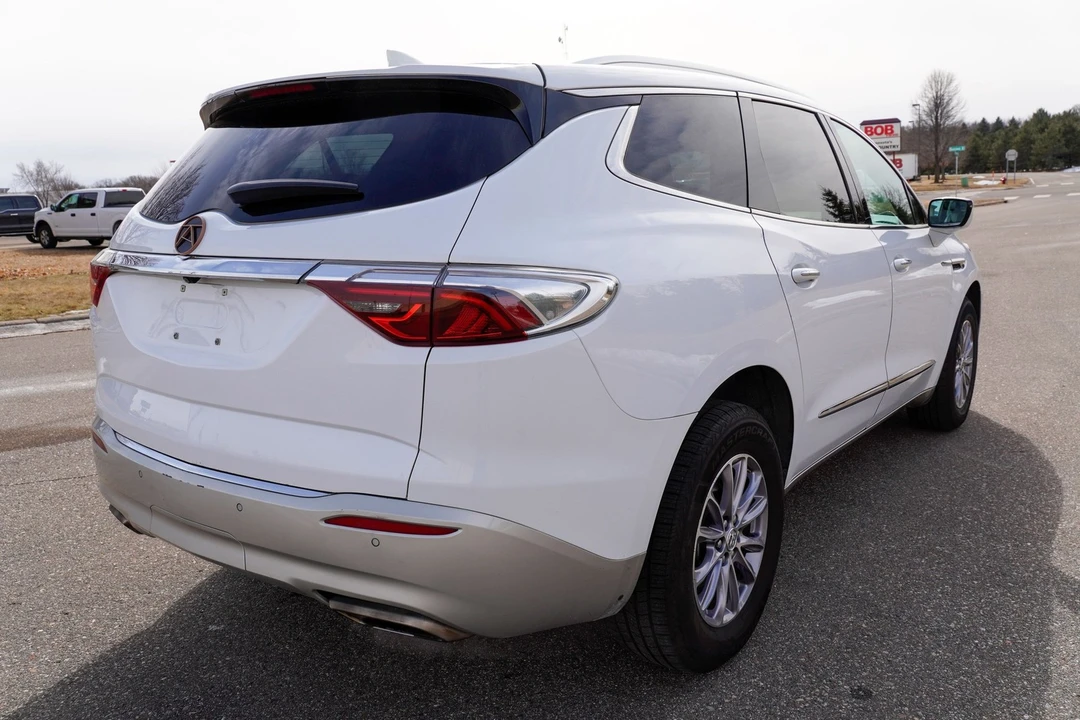 2023 Buick Enclave - Image 3 of 21