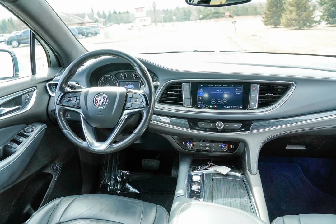 2023 Buick Enclave - Image 11 of 21