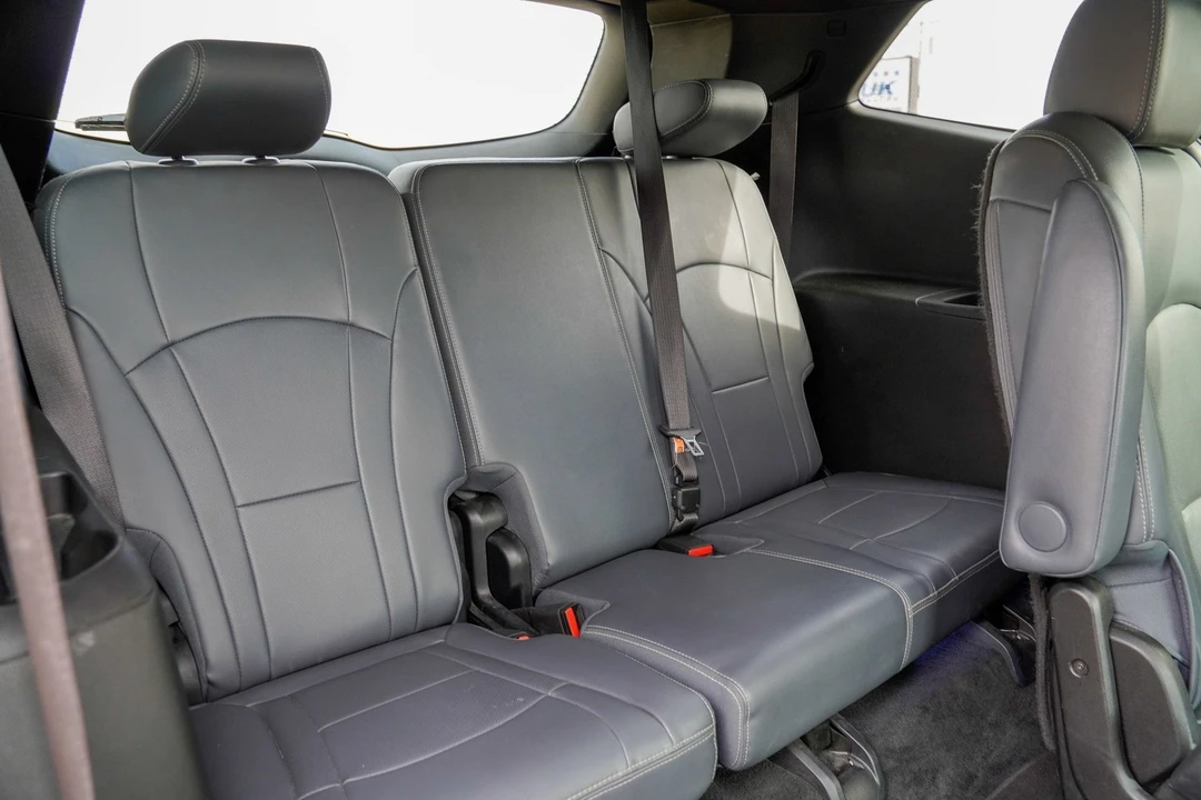 2023 Buick Enclave - Image 17 of 21
