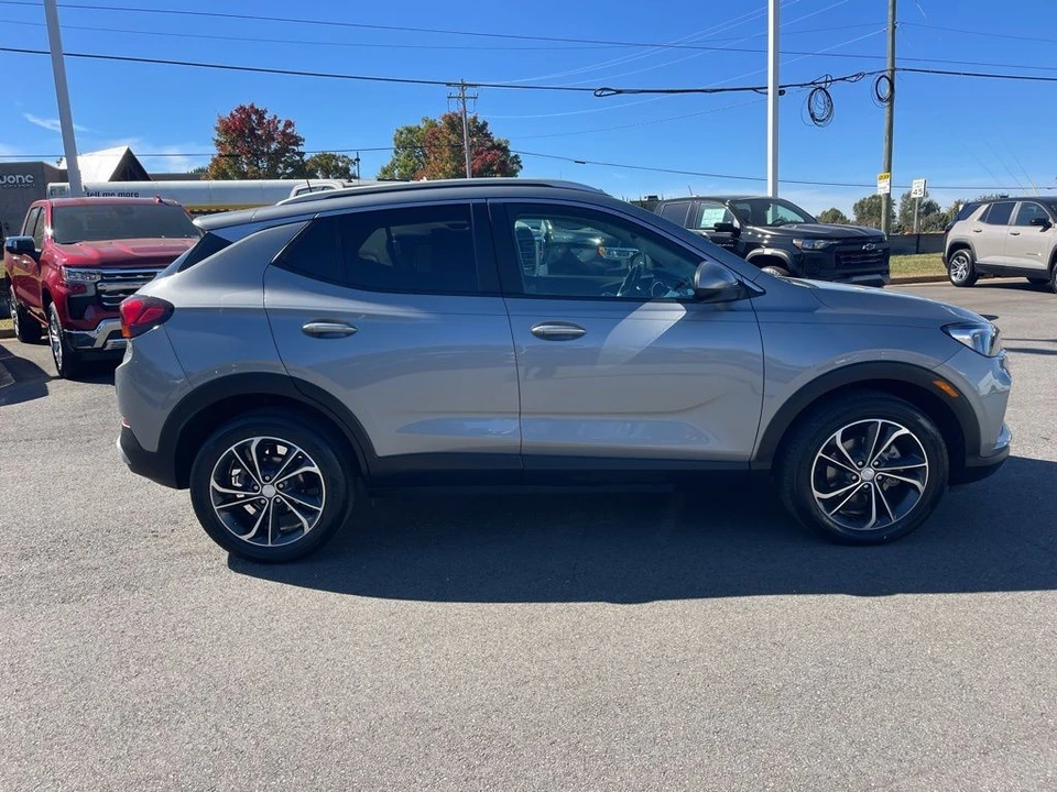 2023 Buick Encore GX - Image 6 of 12
