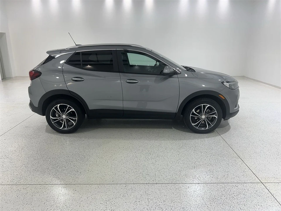 2023 Buick Encore GX - Image 6 of 12