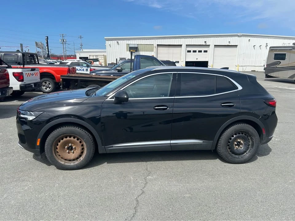 2023 Buick Envision - Image 2 of 9