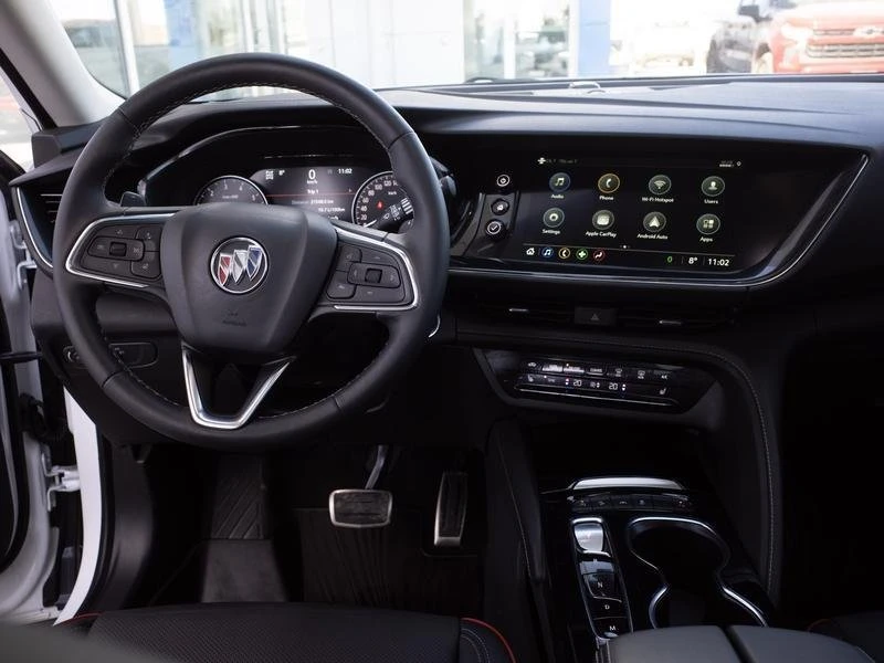2023 Buick Envision - Image 16 of 20