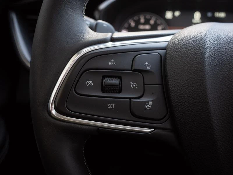 2023 Buick Envision - Image 18 of 20