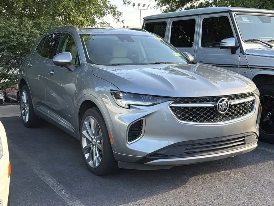 2023 Buick Envision - Image 2 of 4