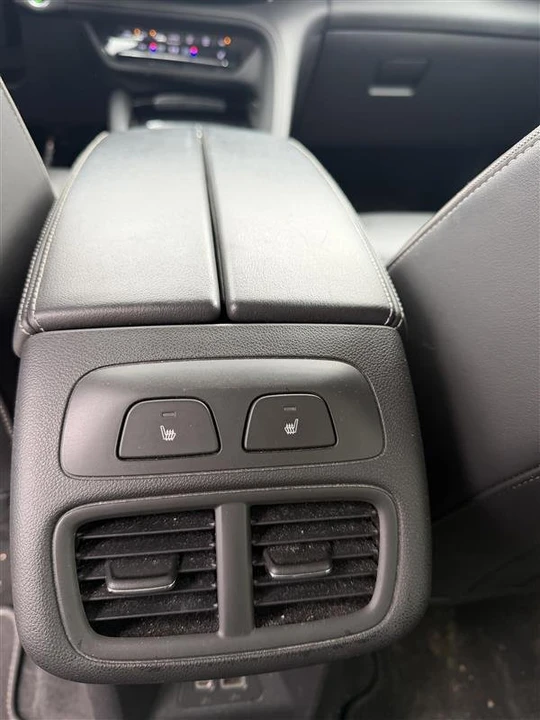 2023 Buick Envision - Image 9 of 11