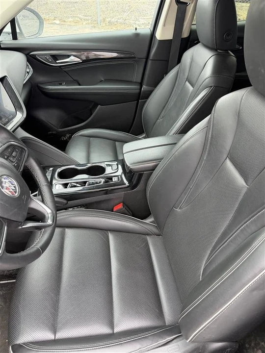 2023 Buick Envision - Image 8 of 11
