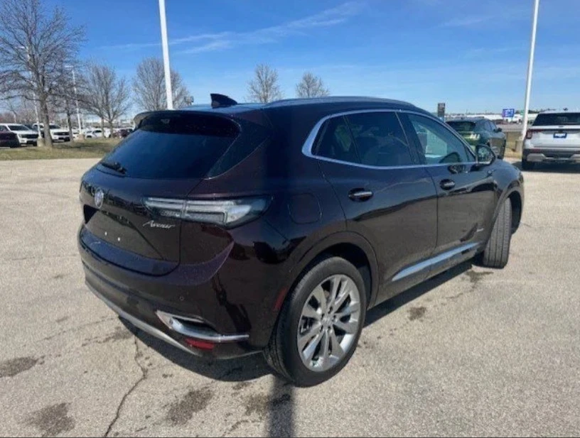 2023 Buick Envision - Image 6 of 12