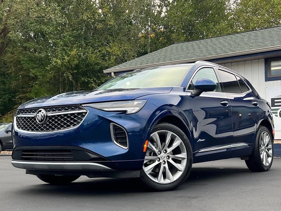 2023 Buick Envision - Image 17 of 21