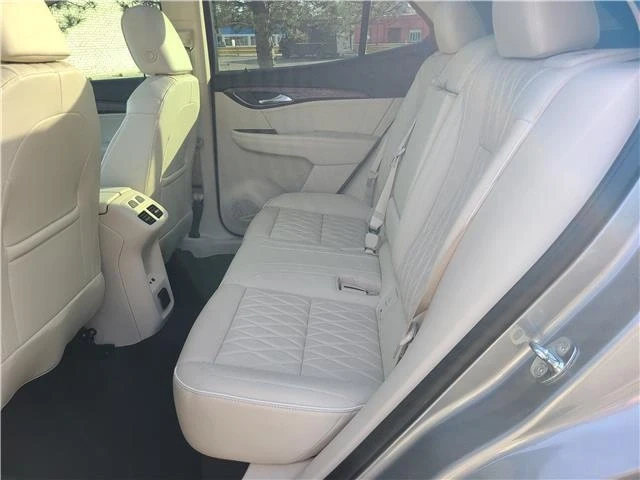 2023 Buick Envision - Image 11 of 12