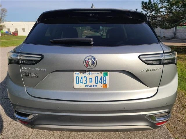 2023 Buick Envision - Image 4 of 12