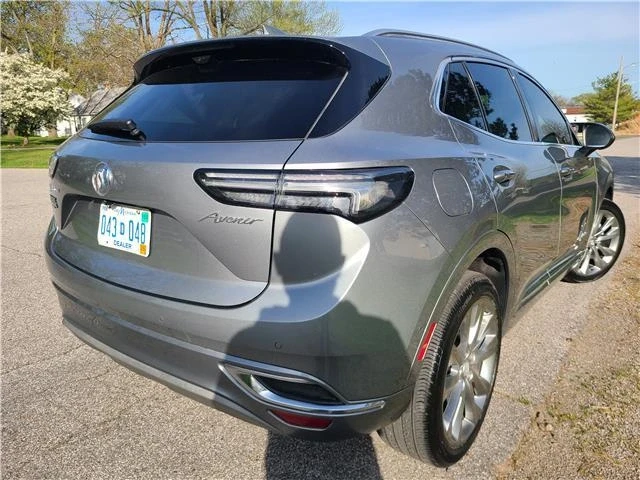 2023 Buick Envision - Image 5 of 12