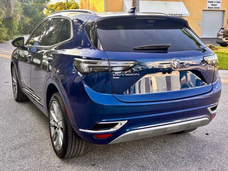2023 Buick Envision - Image 9 of 21
