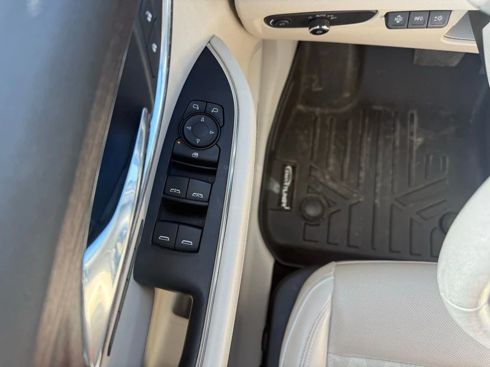 2023 Buick Envision - Image 19 of 21