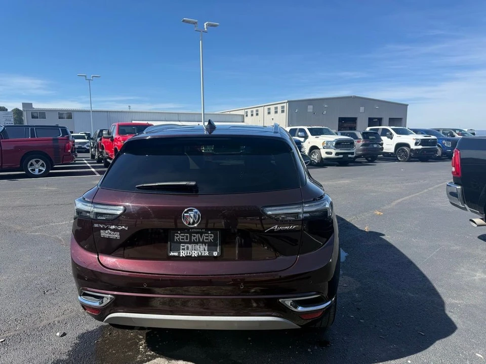 2023 Buick Envision - Image 4 of 12
