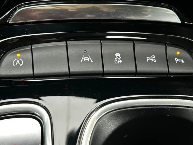 2023 Buick Envision - Image 10 of 12
