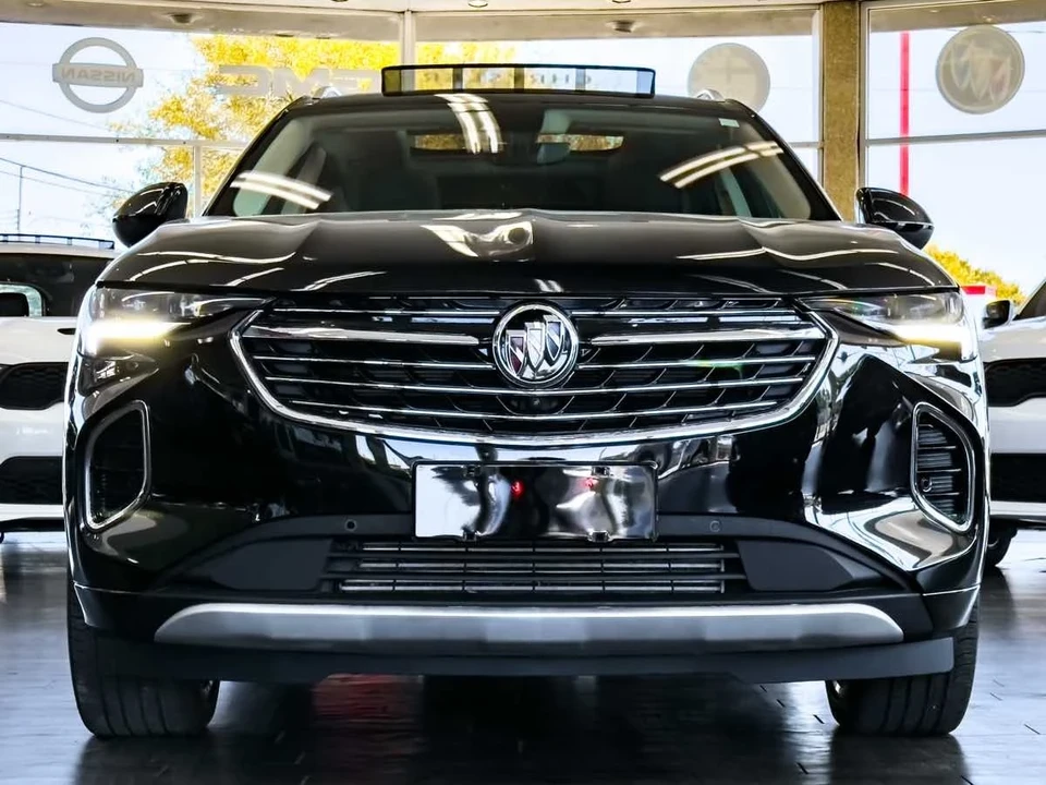 2023 Buick Envision - Image 4 of 21