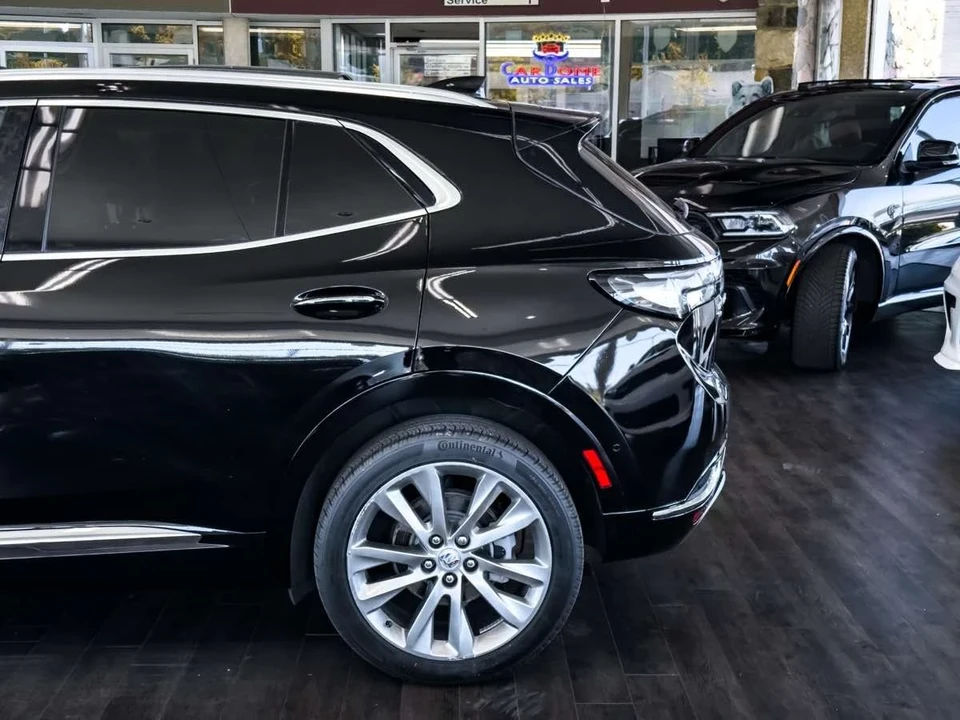 2023 Buick Envision - Image 11 of 21