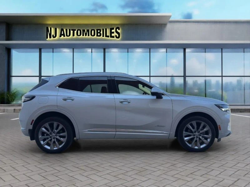 2023 Buick Envision - Image 8 of 12