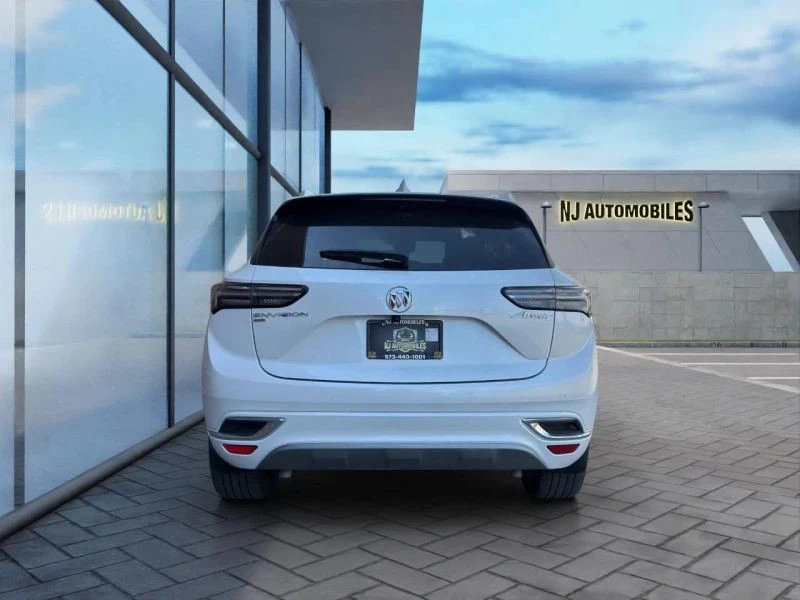 2023 Buick Envision - Image 6 of 12